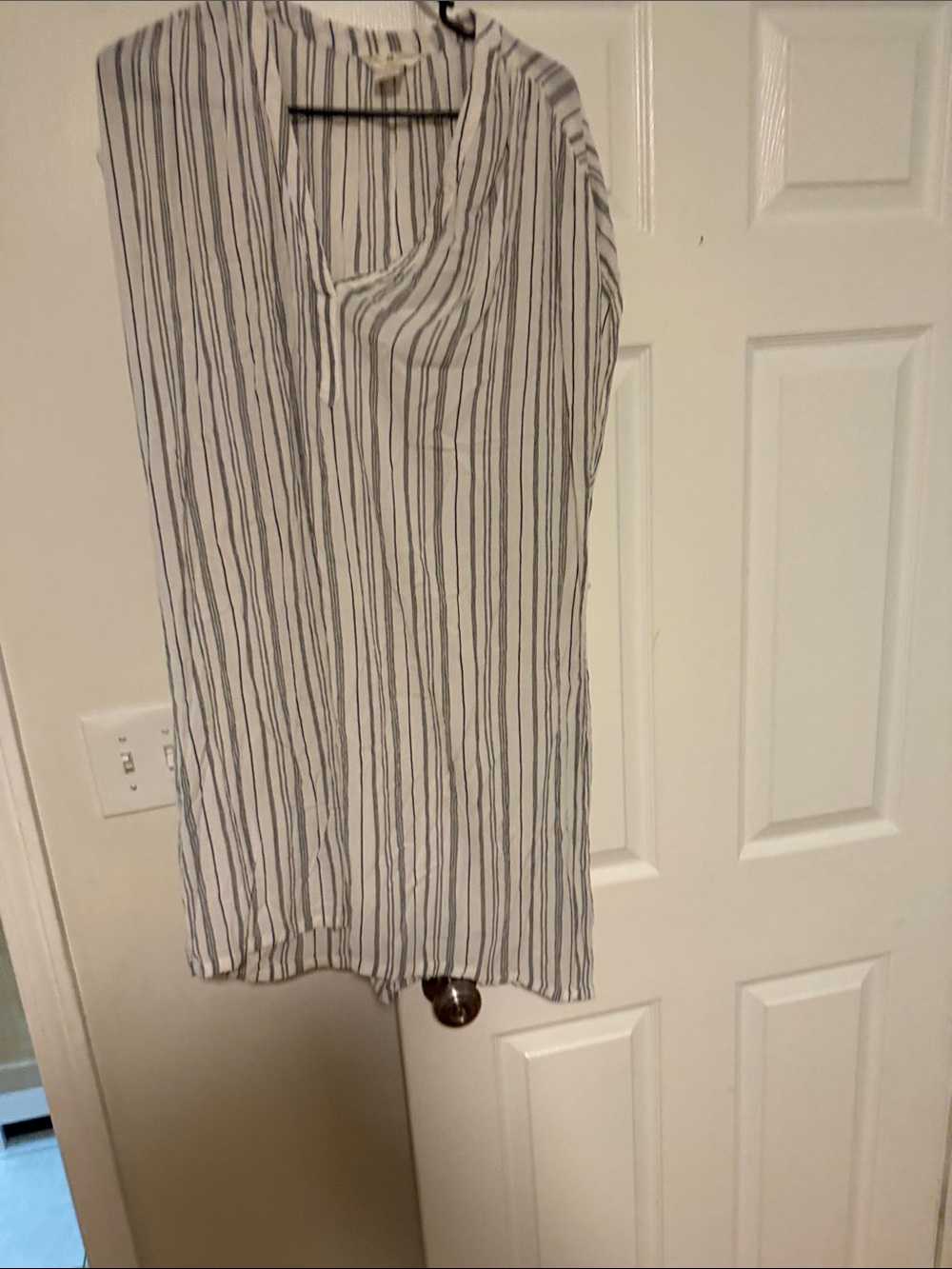 H&M White striped dress/beach cover up with Black Vertical Stripes